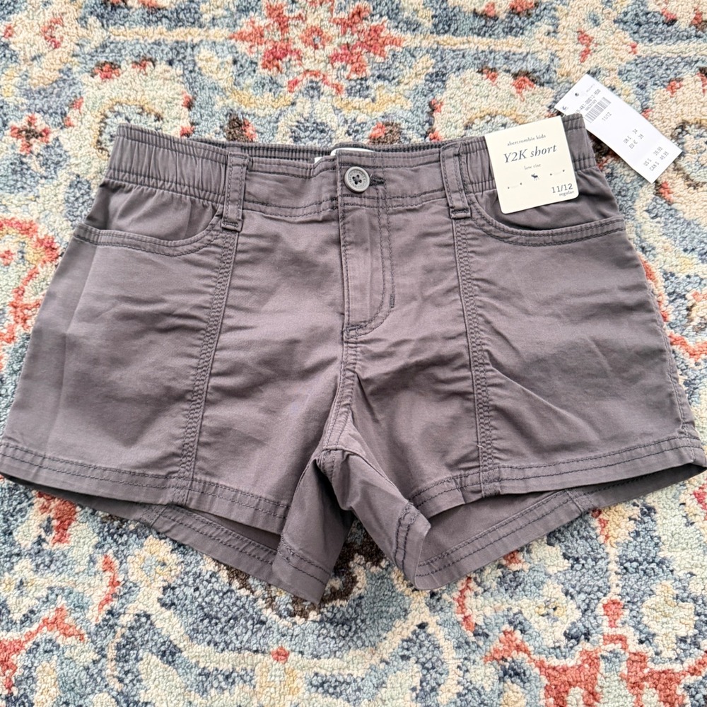 Abercrombie Kids Y2K Short Girls 11/12 Gray Low Rise Adjustable Waist NWT